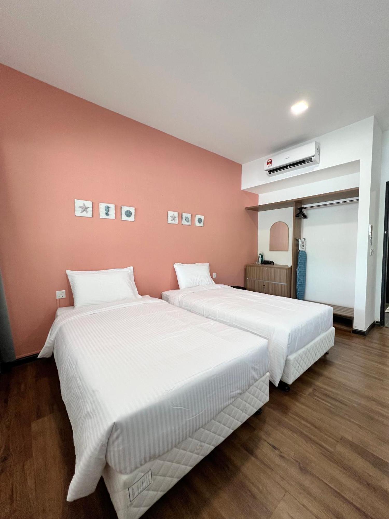 Rumah liburan Roxy Townhouse Deluxe 7 ,8 ,9, 10 ,11 ,12 Sematan
